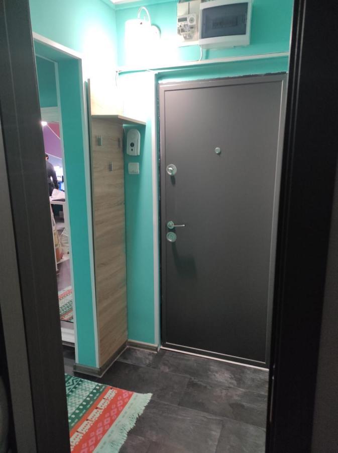Private Room Near 3 Min Metrou Crangasi, 40 M2 Bucureşti Ngoại thất bức ảnh