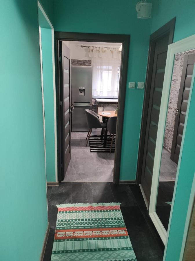 Private Room Near 3 Min Metrou Crangasi, 40 M2 Bucureşti Ngoại thất bức ảnh