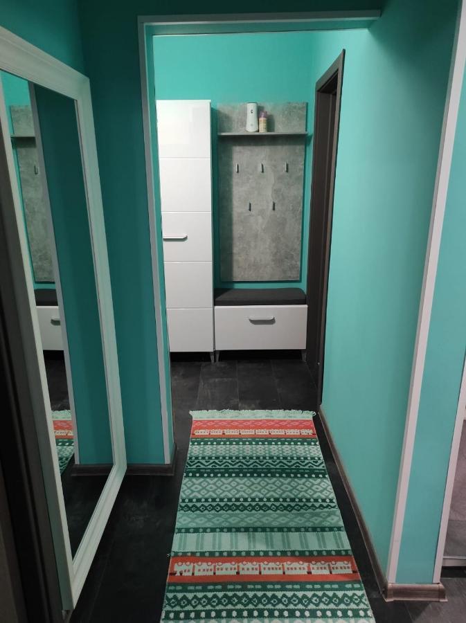 Private Room Near 3 Min Metrou Crangasi, 40 M2 Bucureşti Ngoại thất bức ảnh